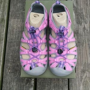 Keen Whisper Hybrid Sandals Big Girl Youth fits womens 6.5 to 7